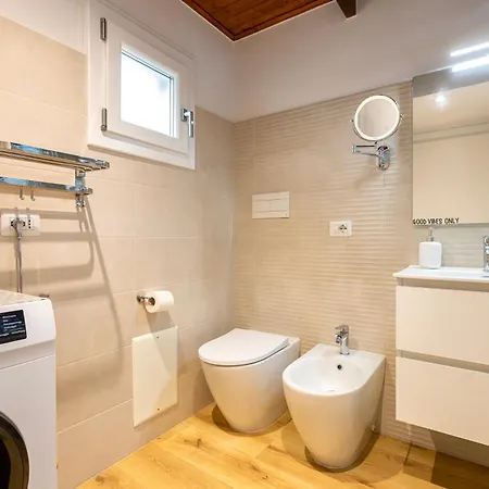 Meraki House *